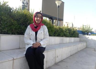 شغل خطرناک دختر 23 ساله ایرانی؛ فاطمه روزی 12 ساعت در ارتفاع کار می کند