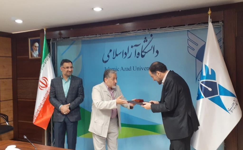 مراسم تکریم و معارفه رئیس پژوهشگاه و شبکه آزمایشگاهی دانشگاه آزاد اسلامی برگزار گردید