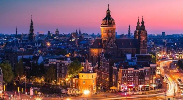 تور هلند ارزان: راهنمای جامع برای سفر به آمستردام